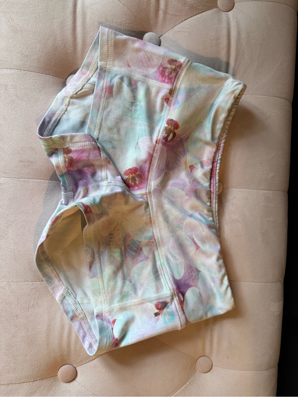 Fleo Iris Shorts